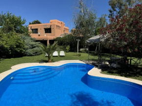 Casa cuencos, en chacras de coria